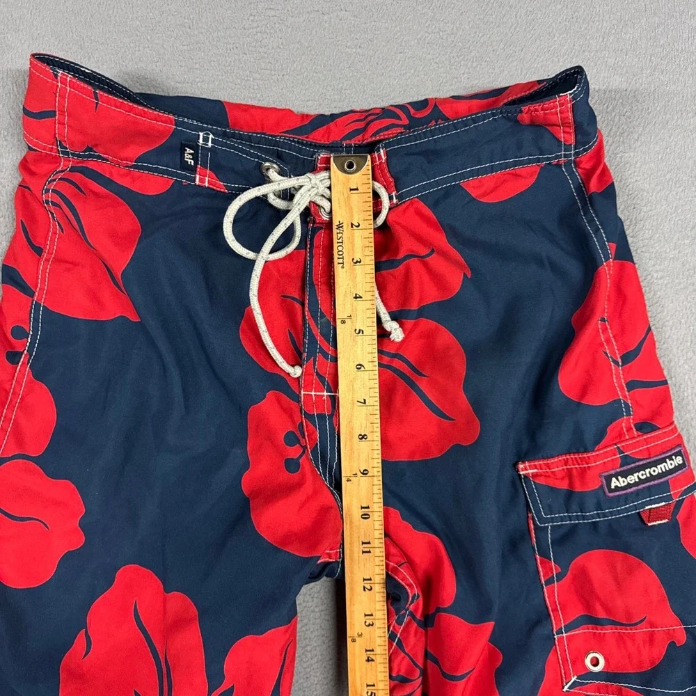 Abercrombie Board Shorts Mens Medium Navy Red Hibiscus Floral Cargo Swim Trunks